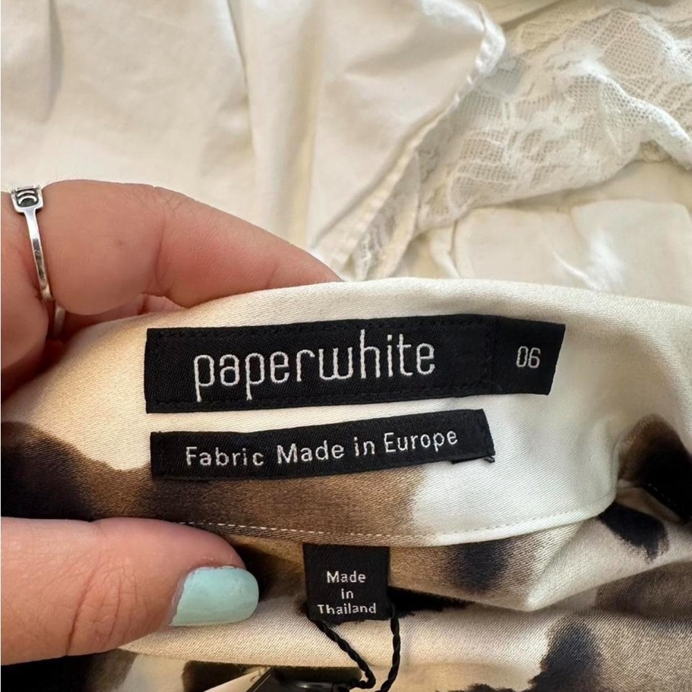 Paperwhite cheetah pattern button up - Picture 6 of 6